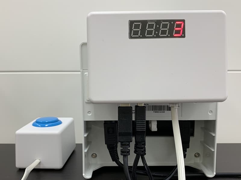 ボタン式整理券発券機 背面コントロールユニット配線